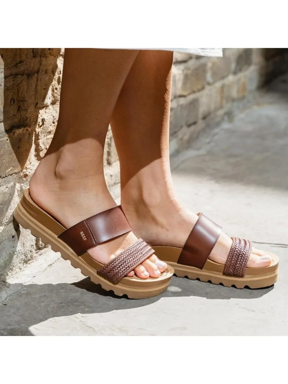 Women's Chocolate Arch Support Ultra Soft Cushion Footbed Platform Sandal Shoes